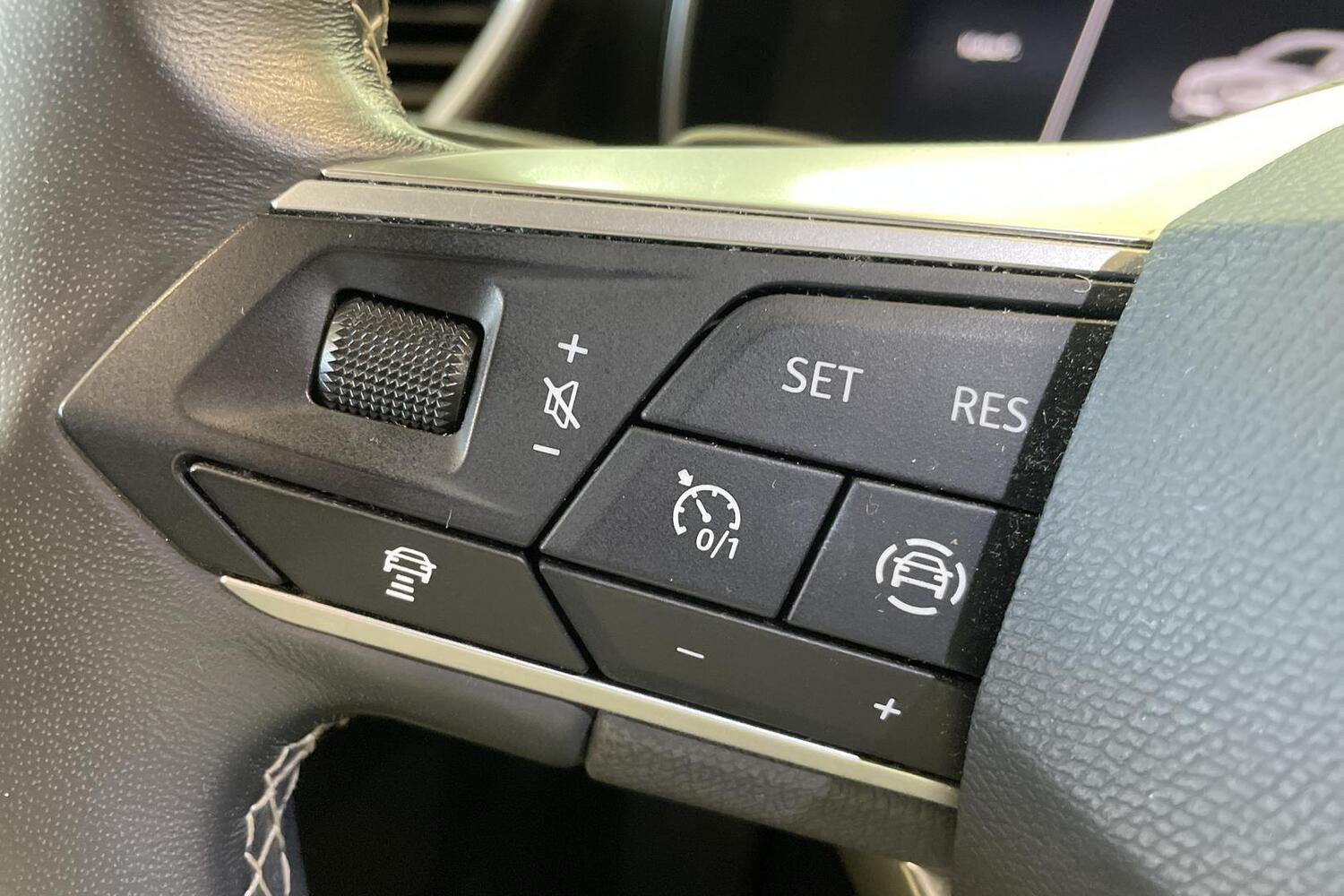 SEAT Leon Sportstourer vaihtoauto