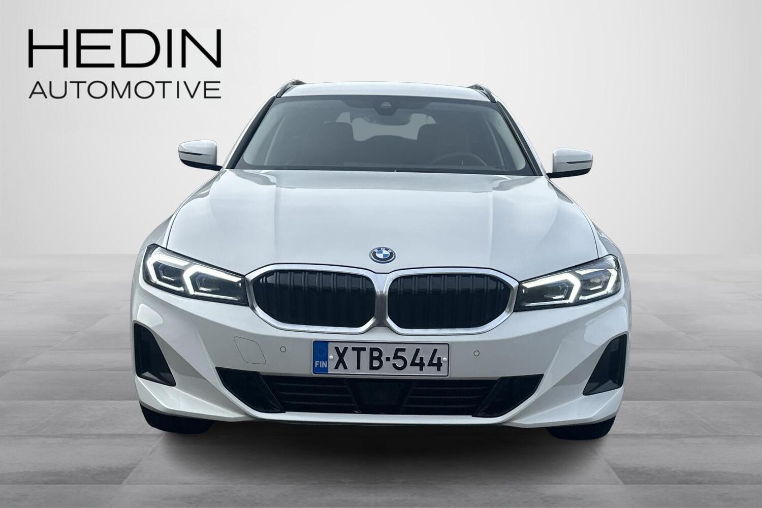 BMW 330 vaihtoauto