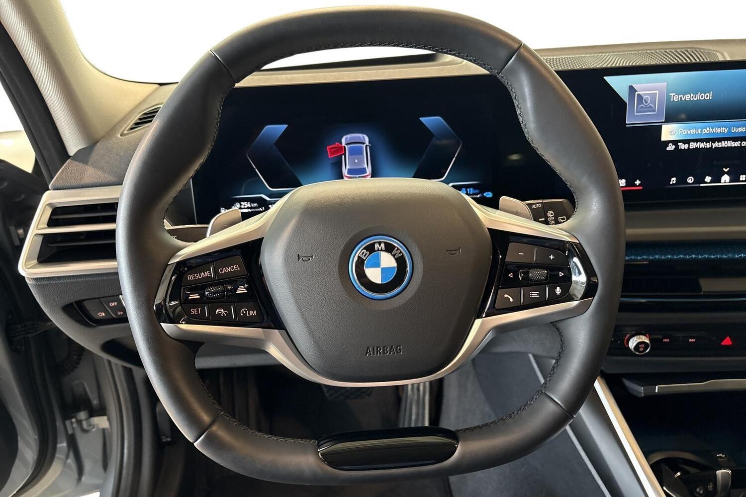 BMW 330 vaihtoauto