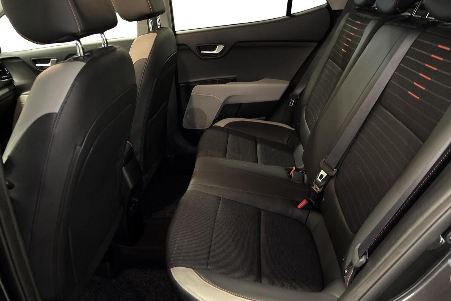 Kia Stonic vaihtoauto