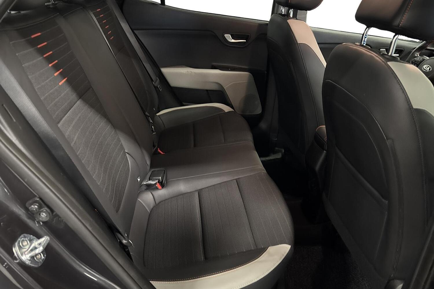 Kia Stonic vaihtoauto