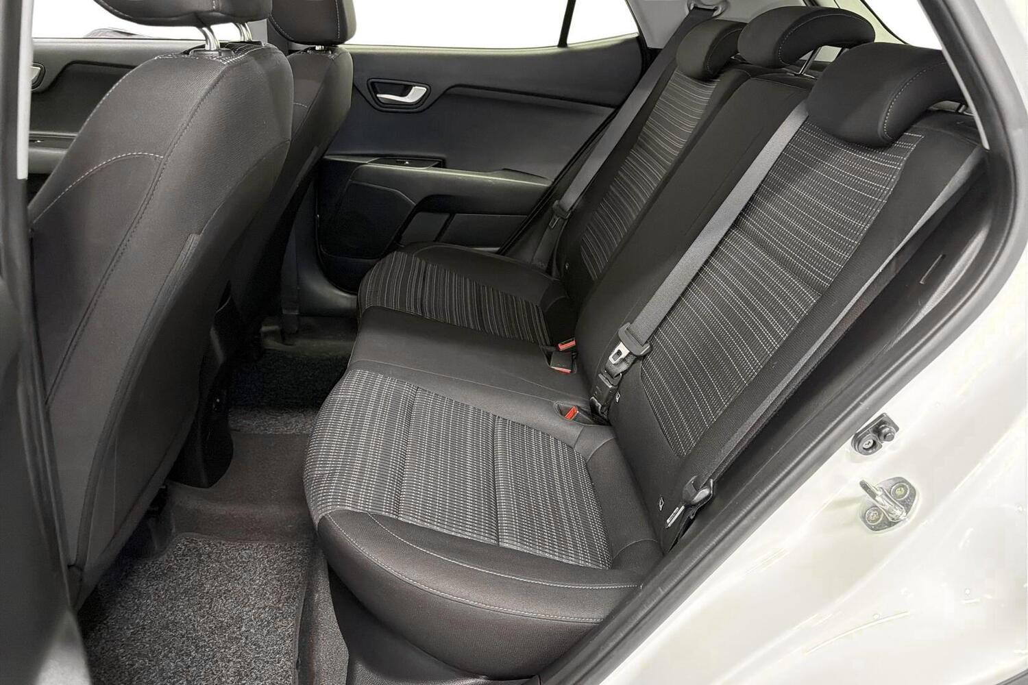 Kia Stonic vaihtoauto