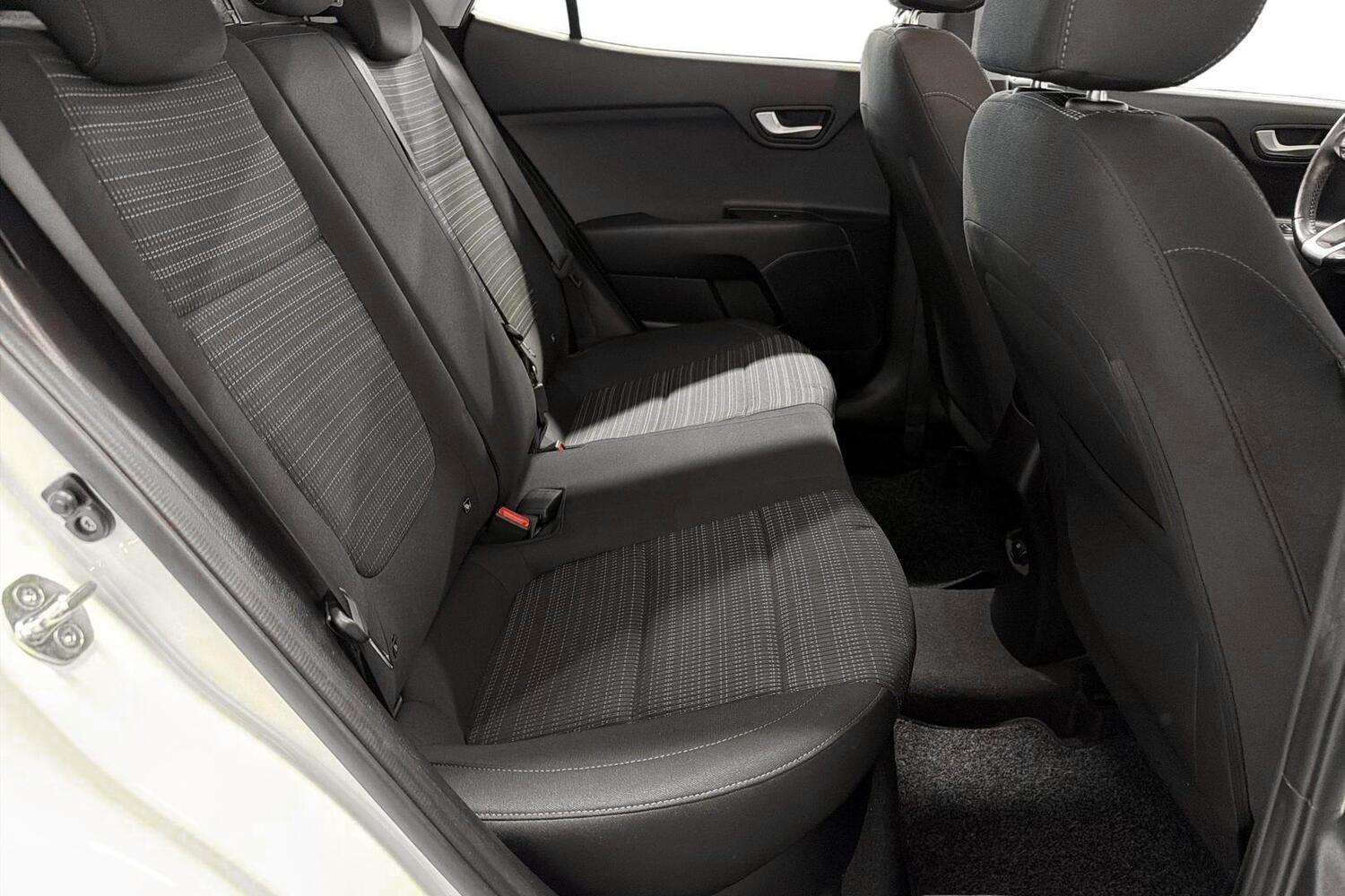 Kia Stonic vaihtoauto