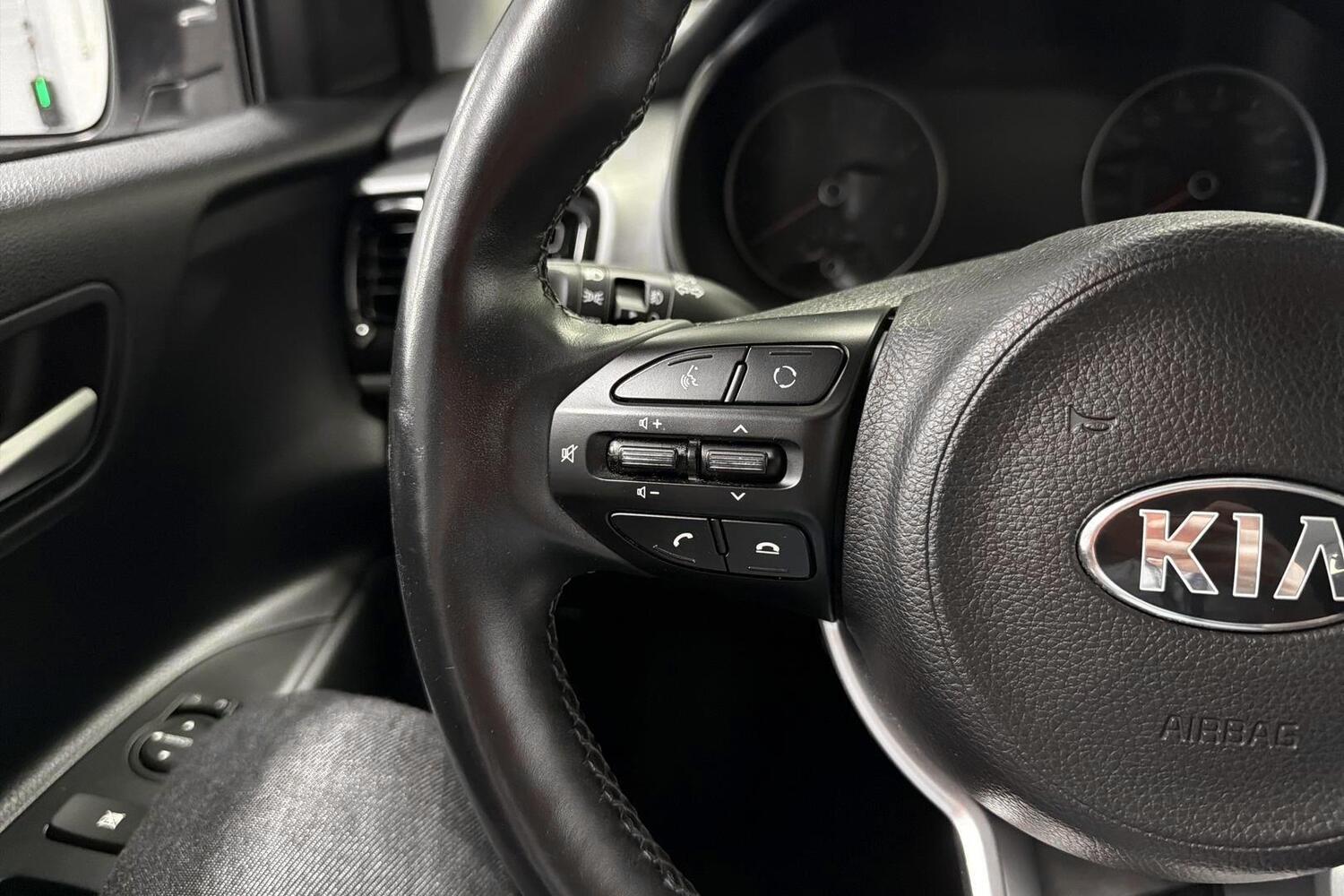 Kia Stonic vaihtoauto