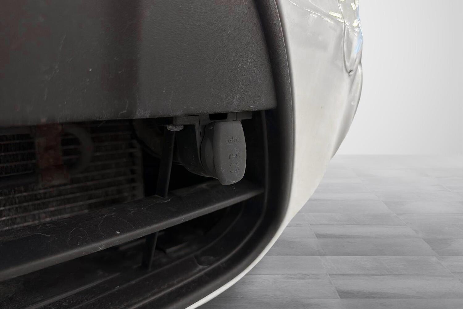 Ford Transit Connect vaihtoauto