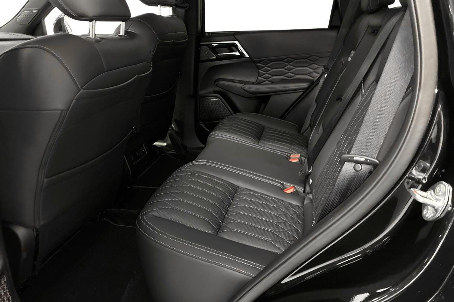 Mitsubishi Outlander vaihtoauto