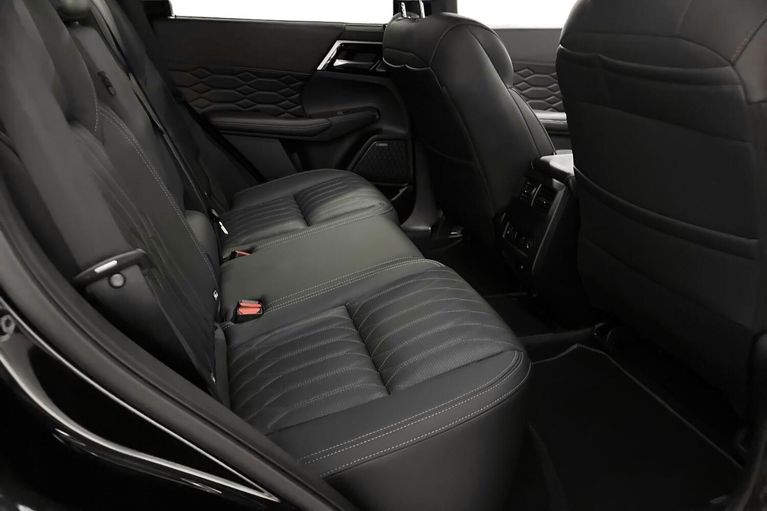 Mitsubishi Outlander vaihtoauto