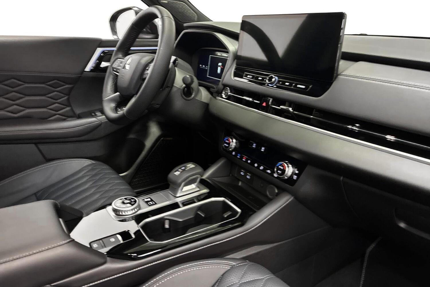 Mitsubishi Outlander vaihtoauto