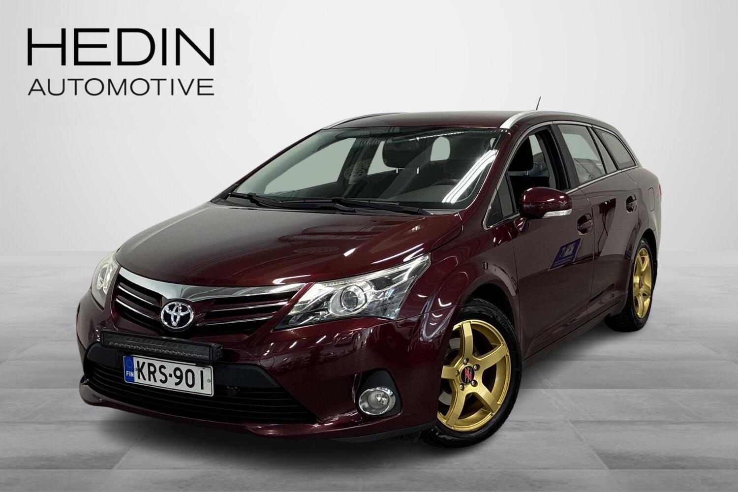 Toyota Avensis vaihtoauto
