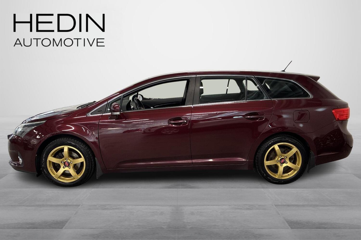 Toyota Avensis vaihtoauto