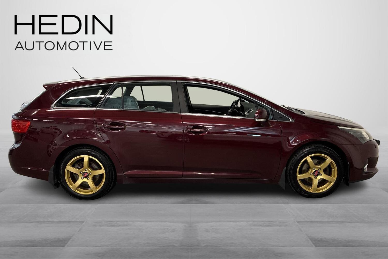 Toyota Avensis vaihtoauto