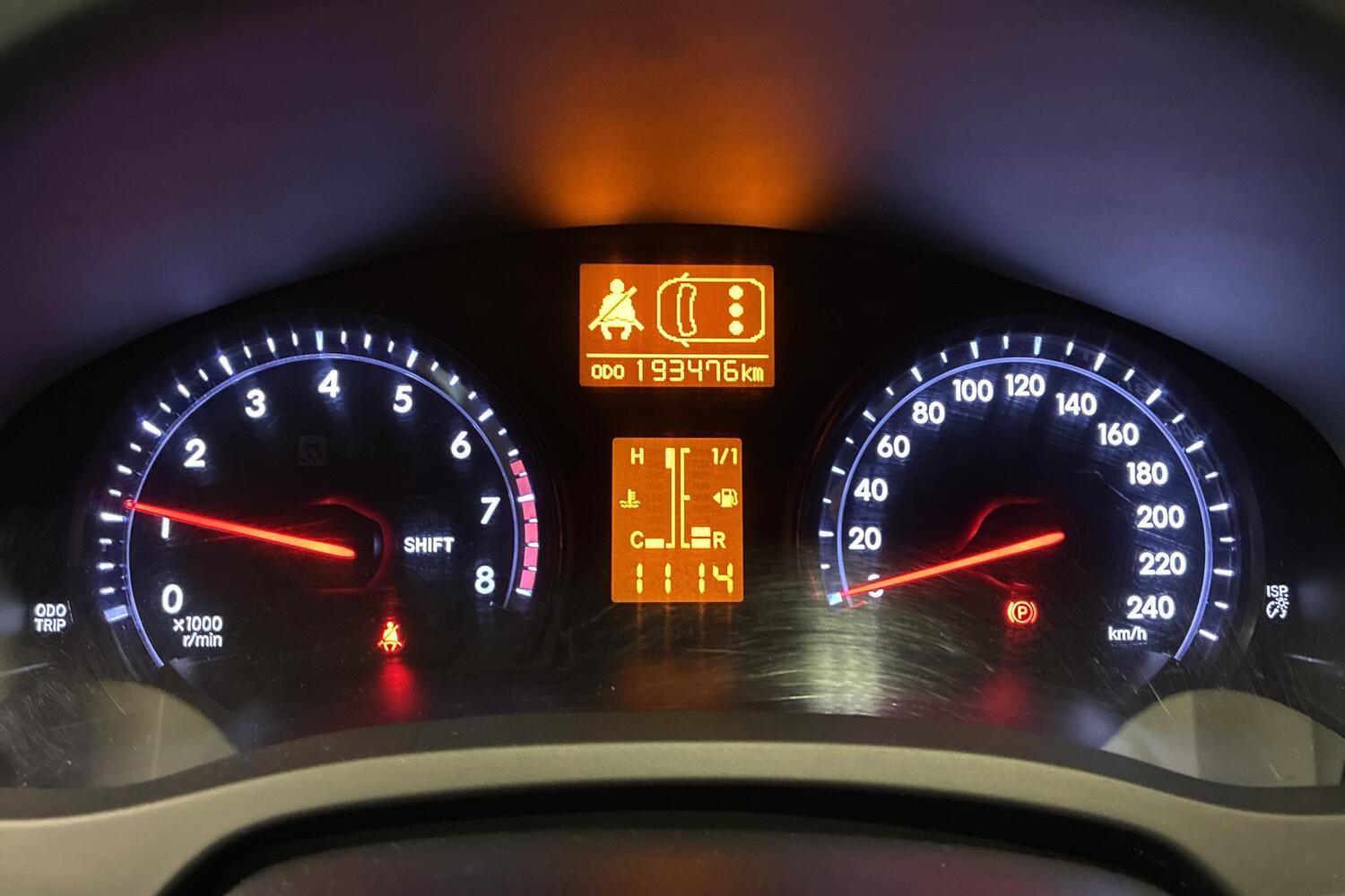 Toyota Avensis vaihtoauto