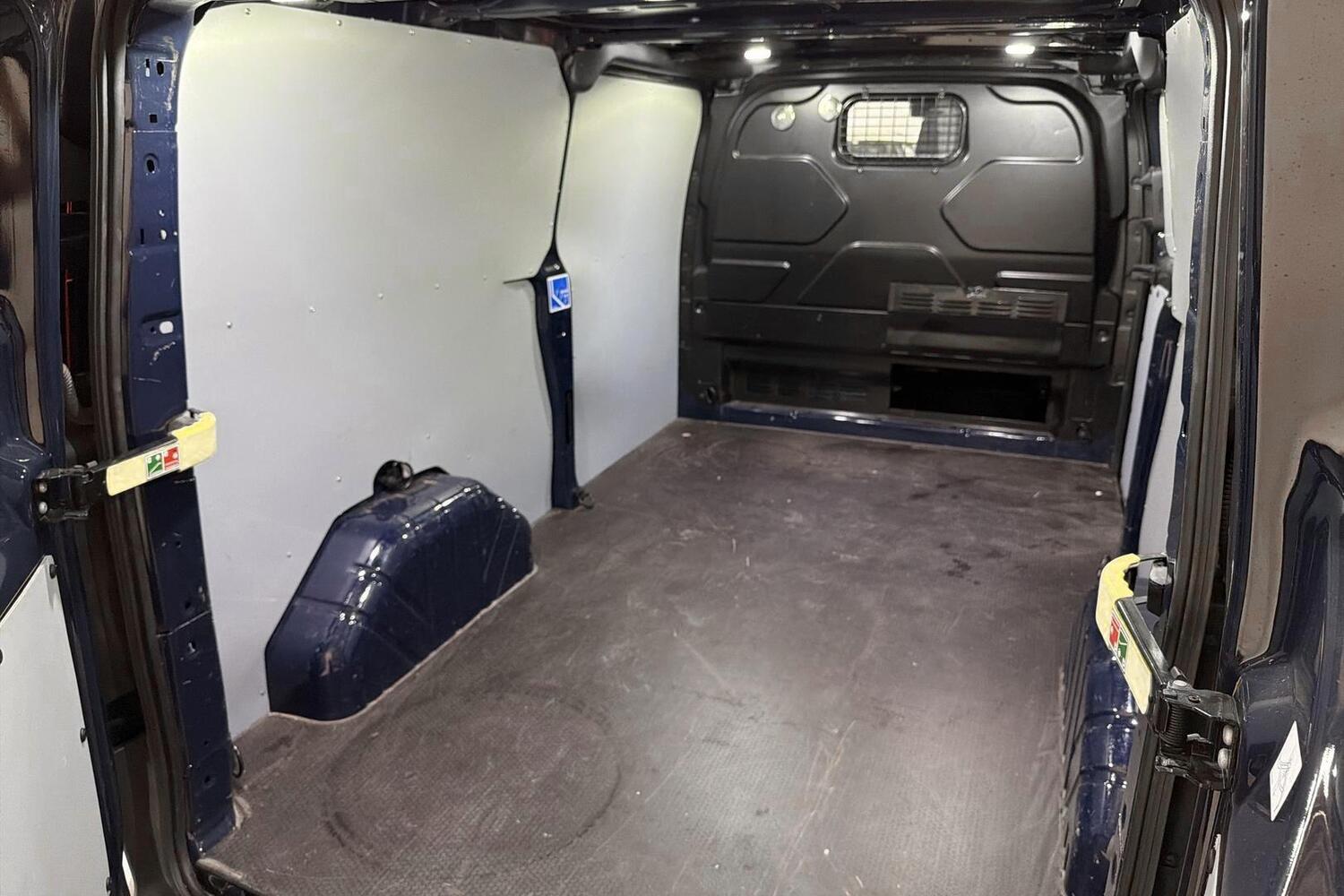 Ford Transit Custom vaihtoauto