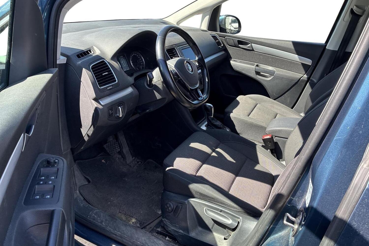 Volkswagen Sharan vaihtoauto