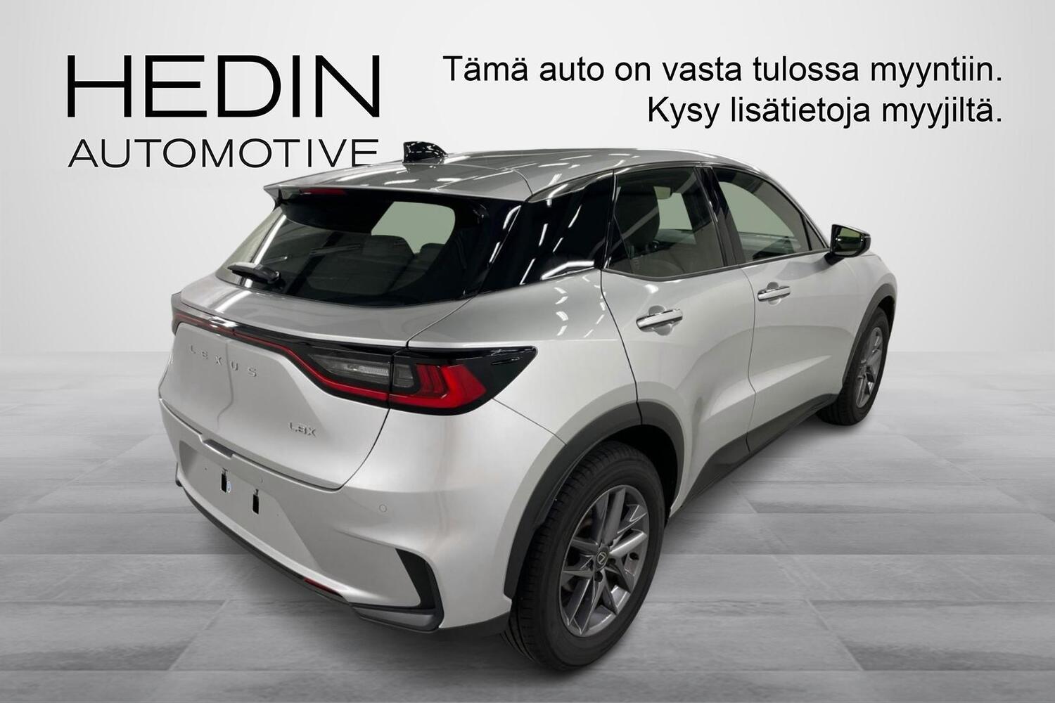 Lexus LBX vaihtoauto