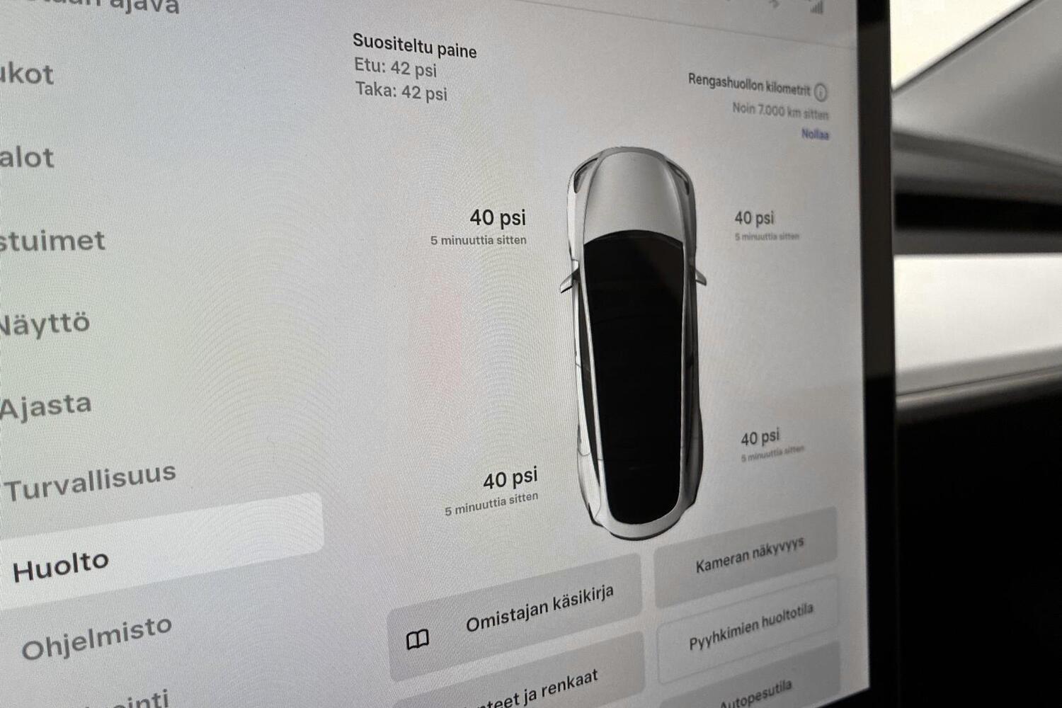Tesla Model Y vaihtoauto