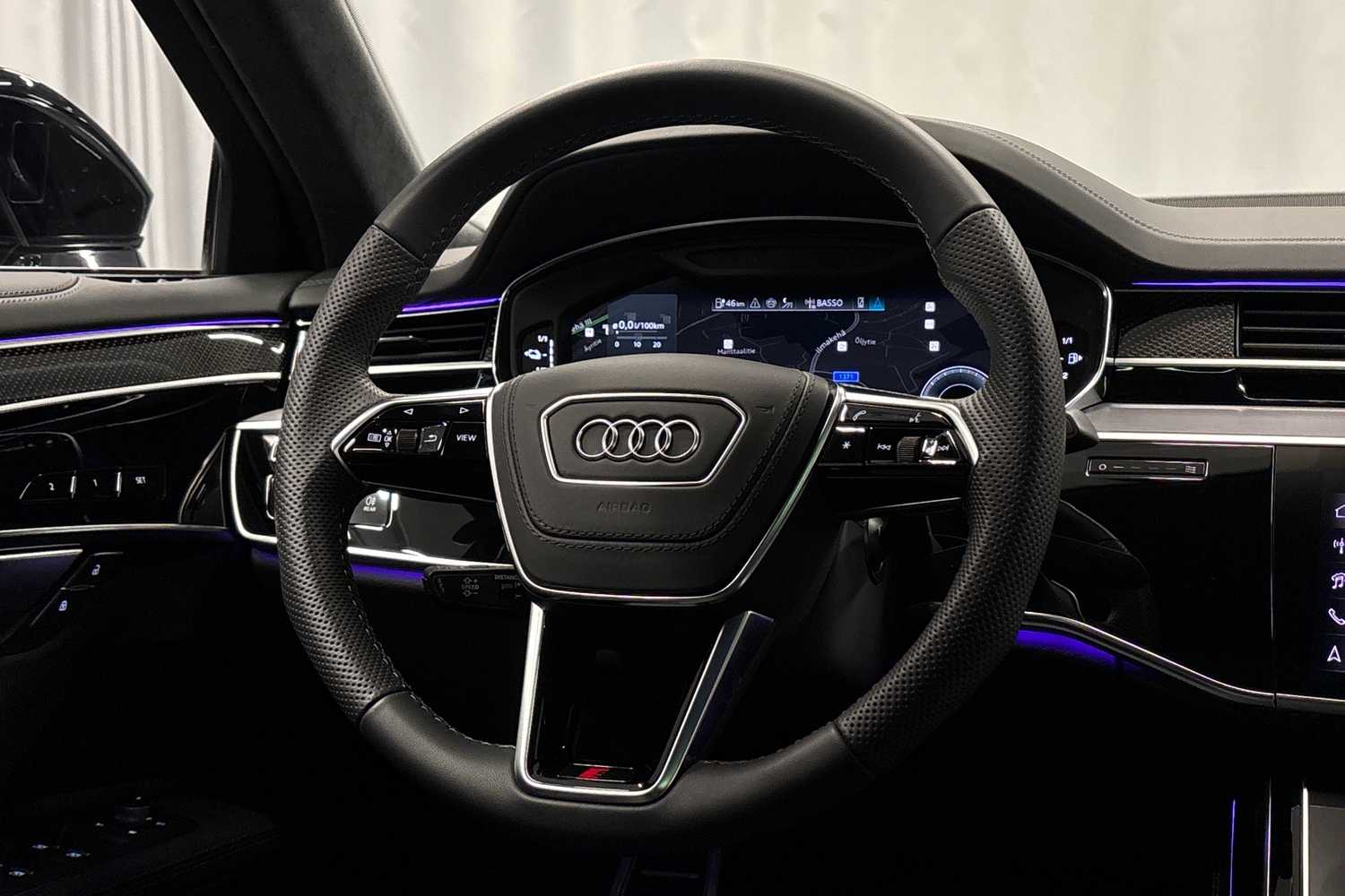 Audi A8 vaihtoauto