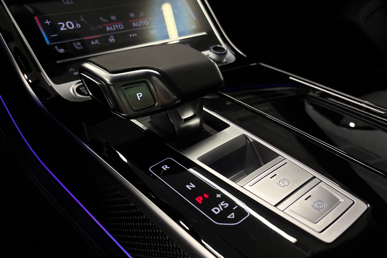 Audi A8 vaihtoauto
