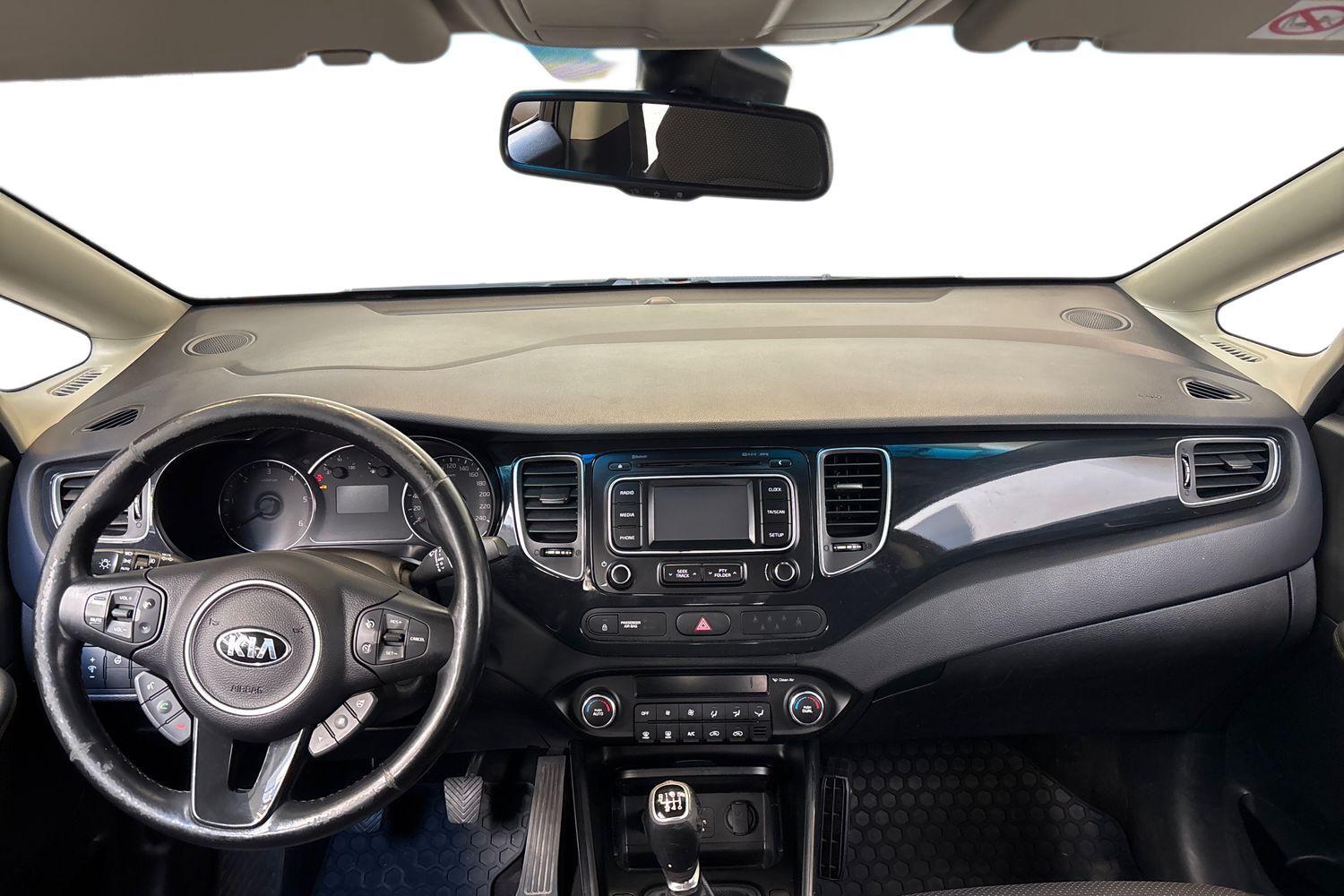 Kia Carens vaihtoauto