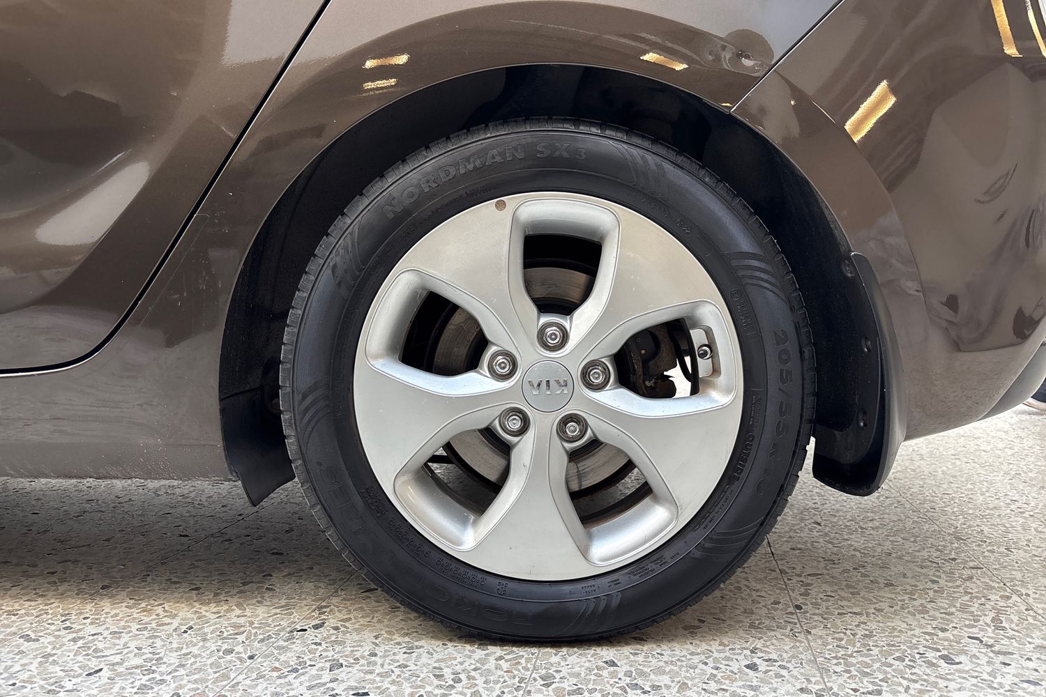 Kia Carens vaihtoauto