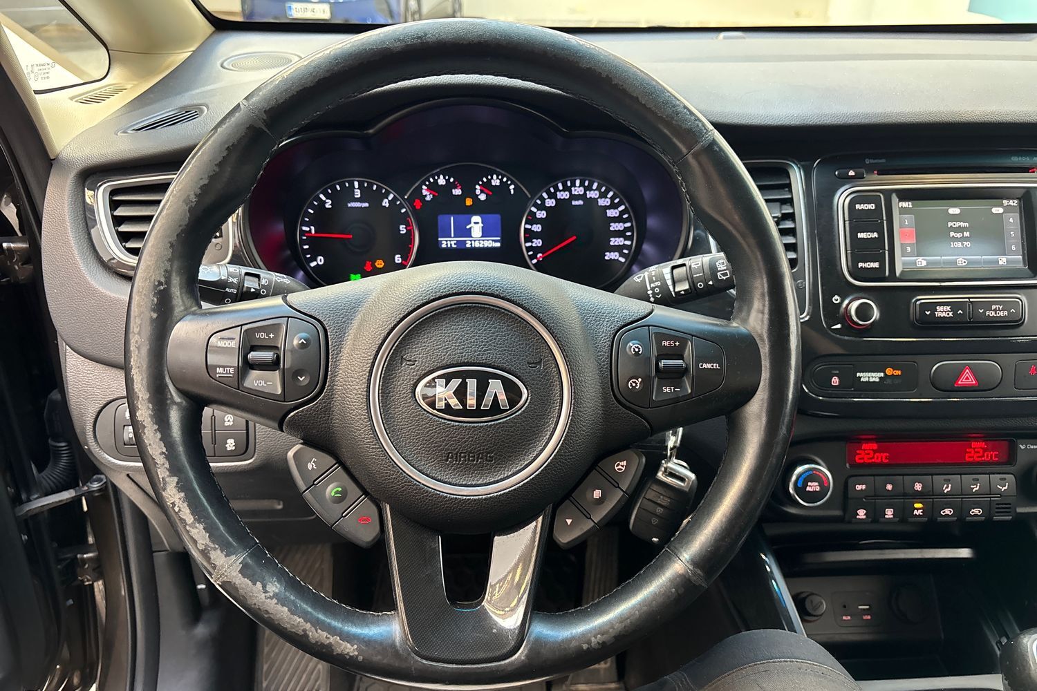 Kia Carens vaihtoauto