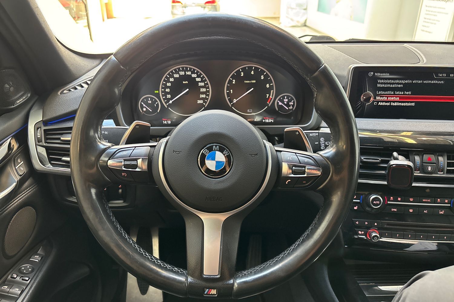 BMW X5 vaihtoauto