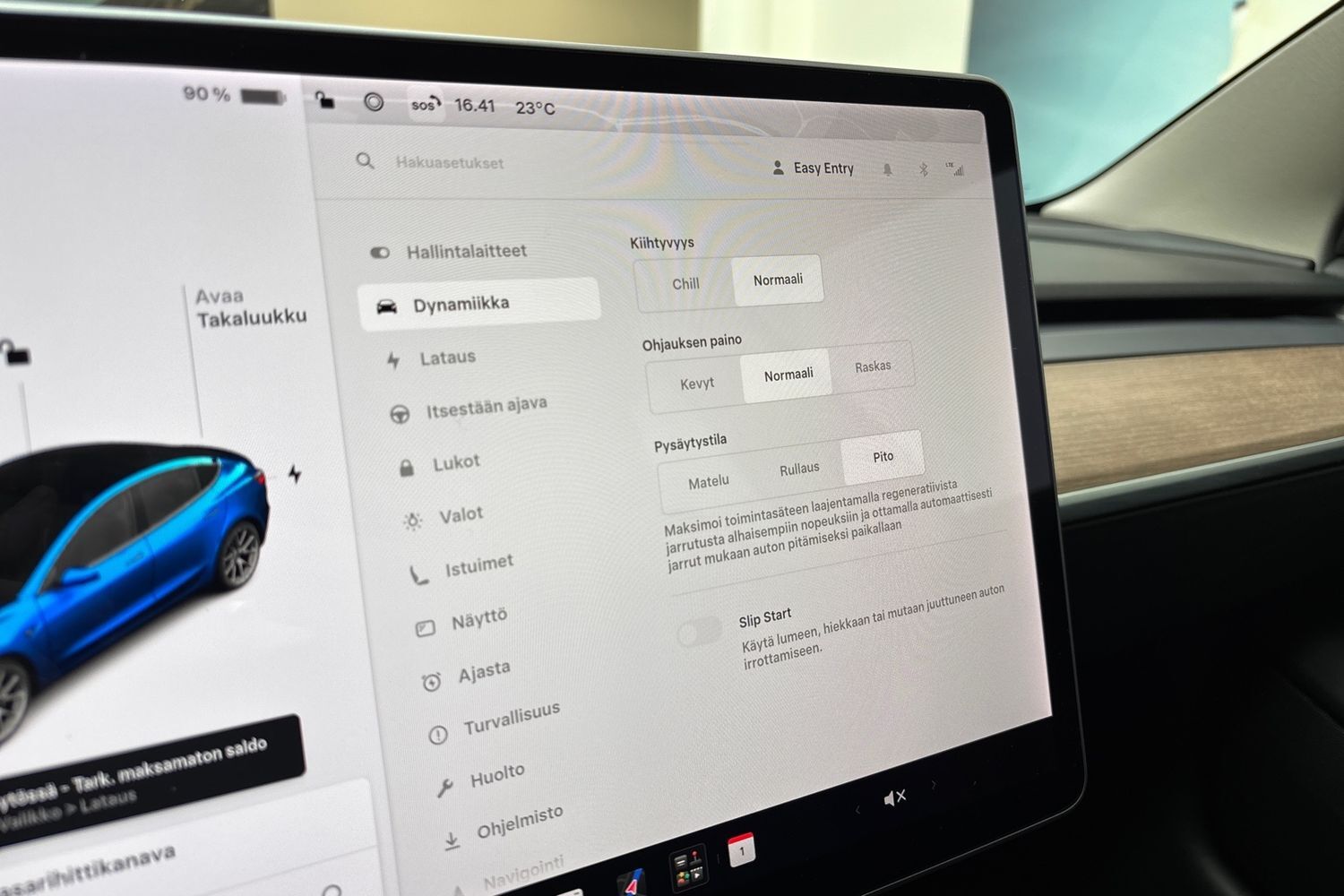 Tesla Model 3 vaihtoauto