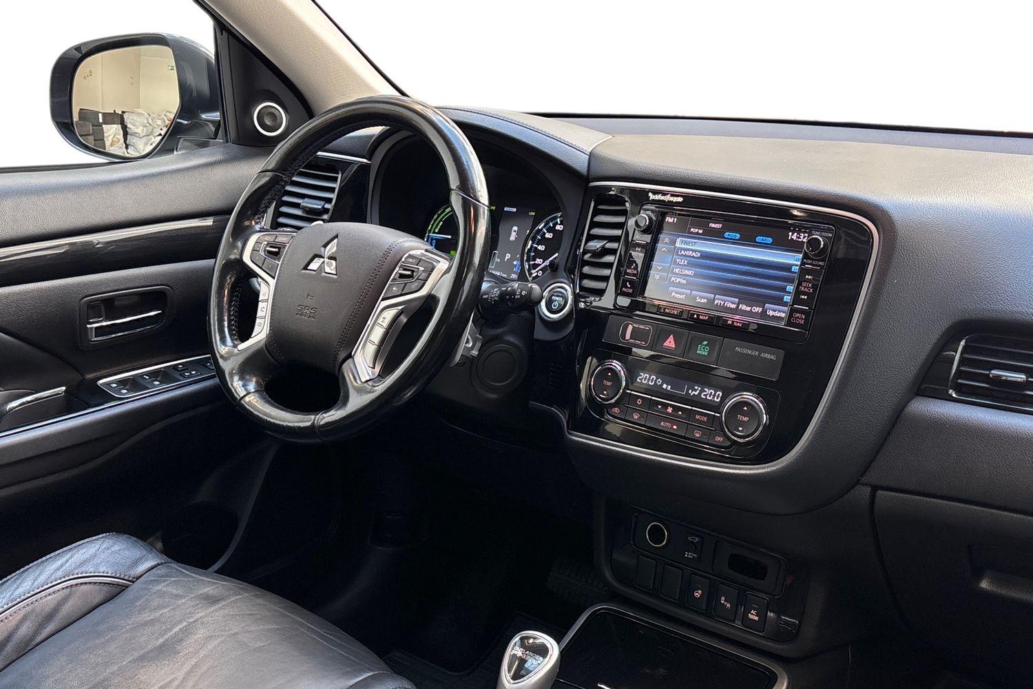 Mitsubishi Outlander PHEV vaihtoauto