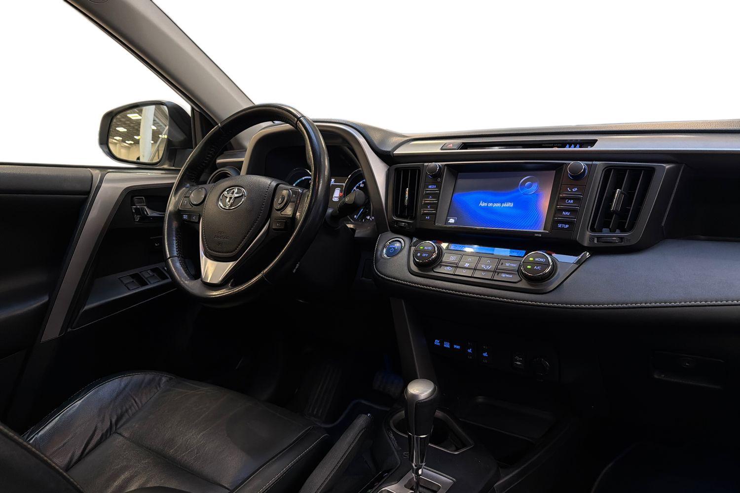 Toyota RAV4 vaihtoauto