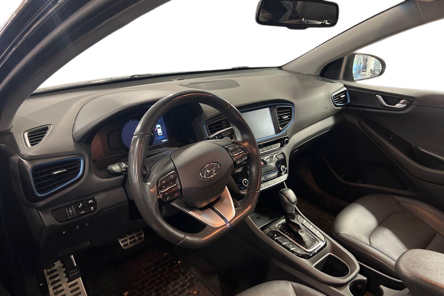 Hyundai IONIQ plug-in vaihtoauto