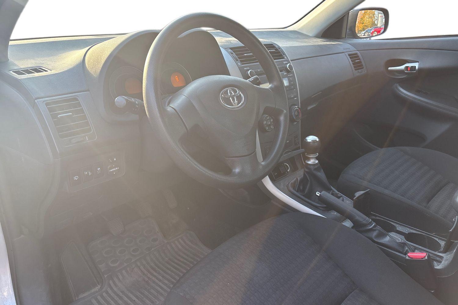 Toyota Corolla vaihtoauto