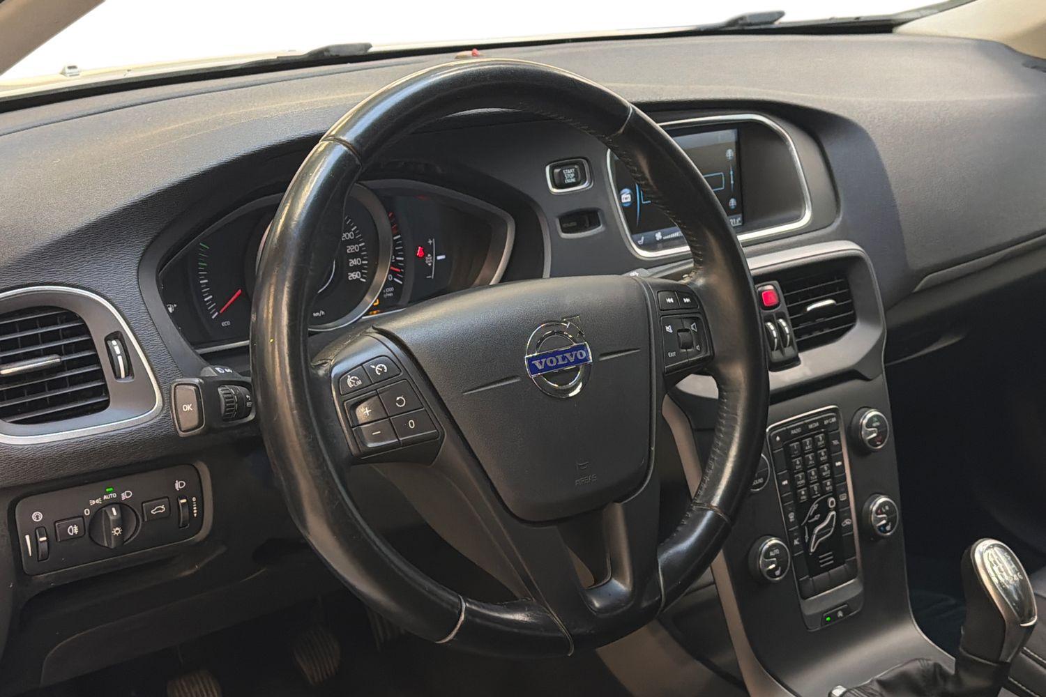 Volvo V40 vaihtoauto