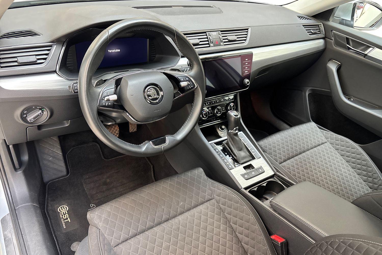 Skoda Superb vaihtoauto