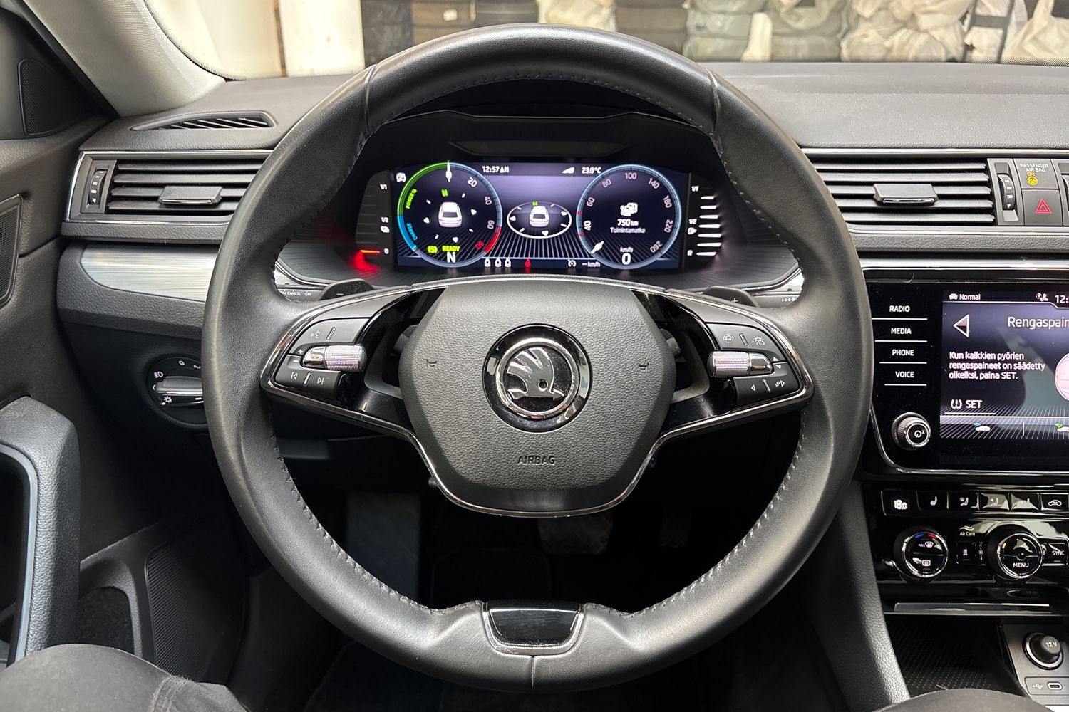 Skoda Superb vaihtoauto