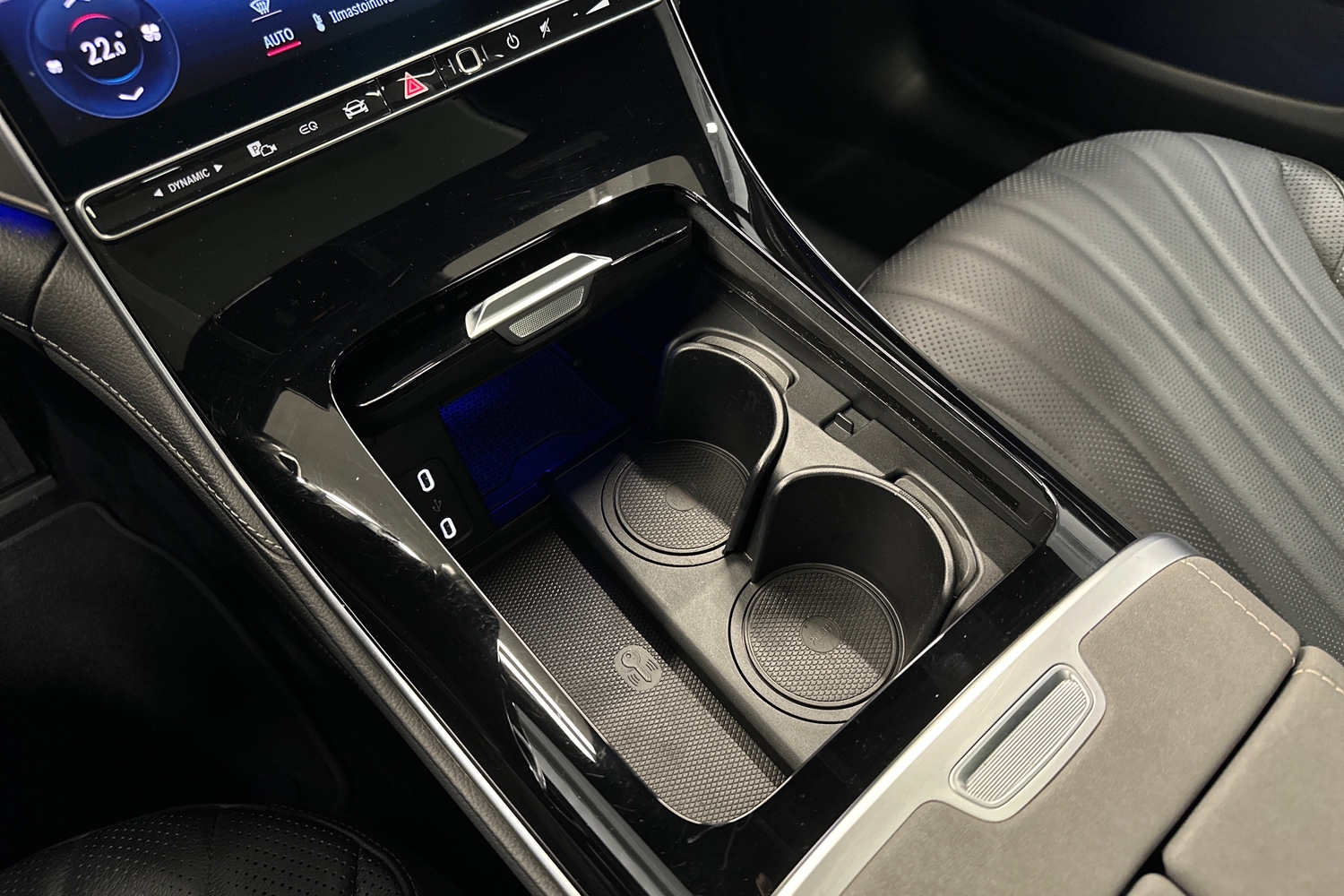 Mercedes-Benz EQS vaihtoauto