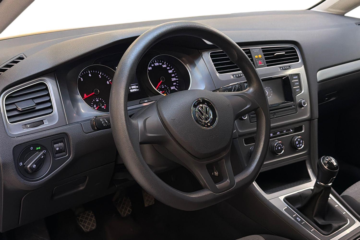 Volkswagen Golf vaihtoauto