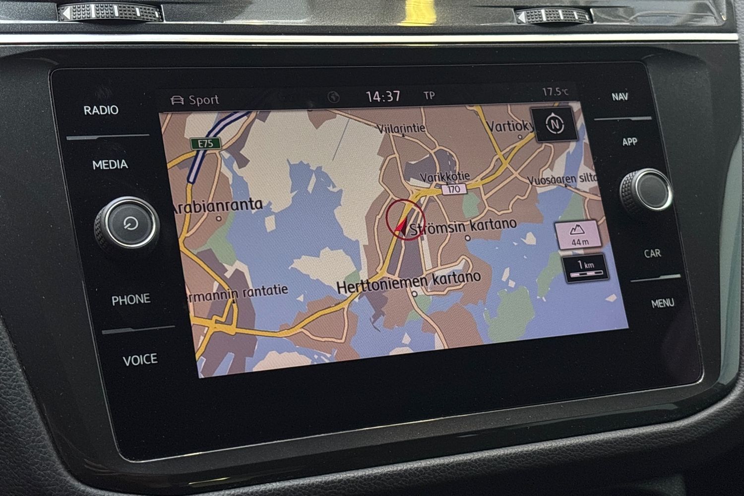 Volkswagen Tiguan vaihtoauto