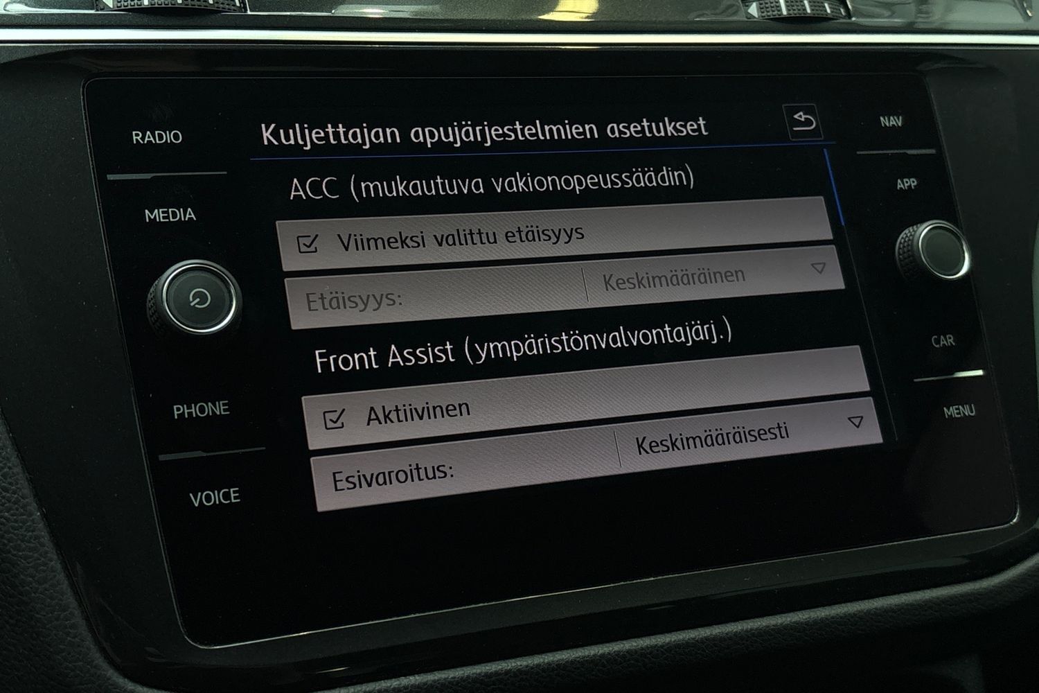Volkswagen Tiguan vaihtoauto
