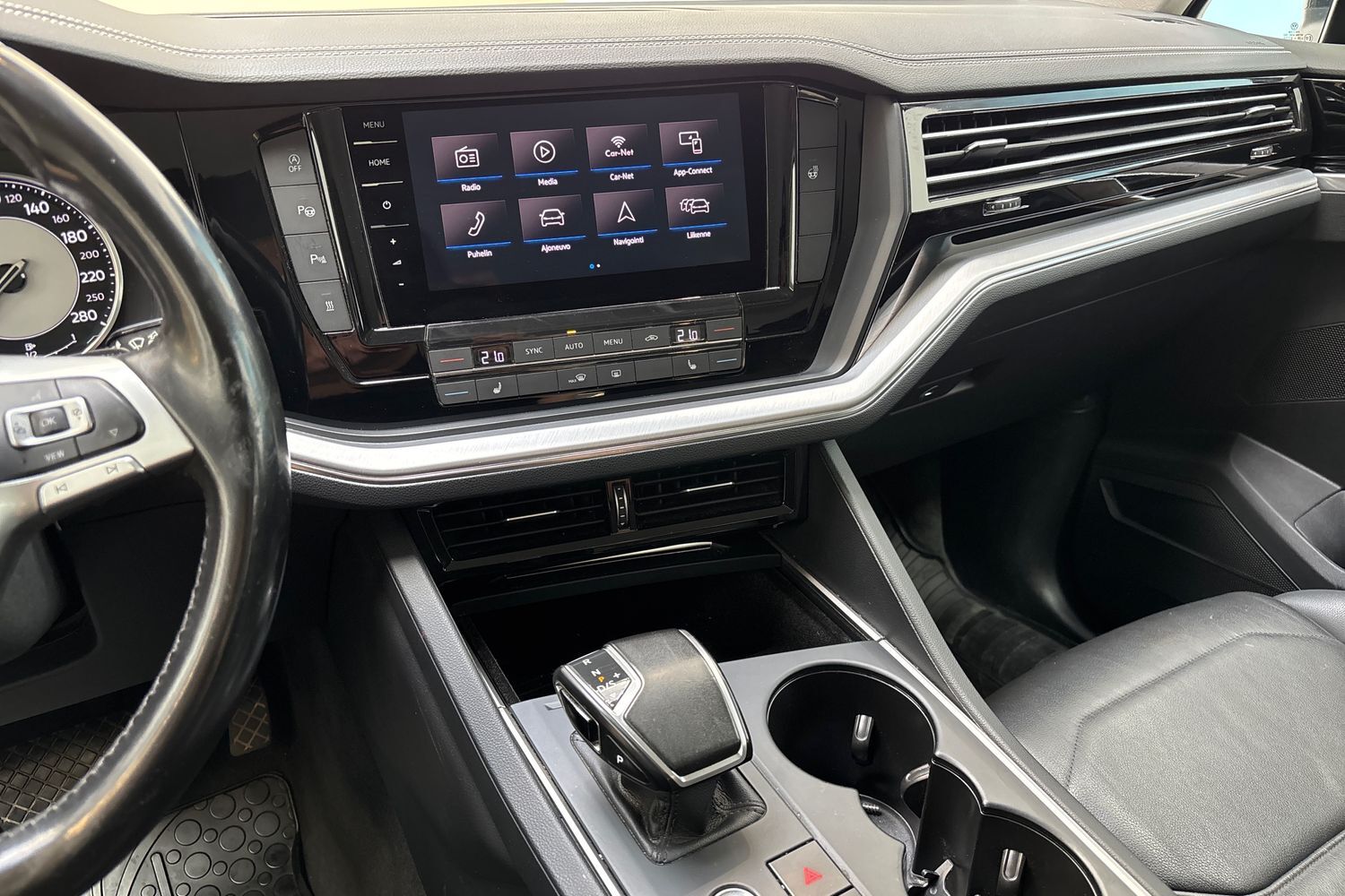 Volkswagen Touareg vaihtoauto