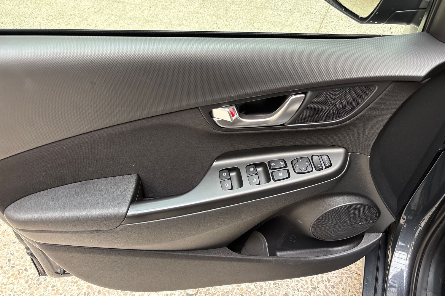 Hyundai Kona vaihtoauto