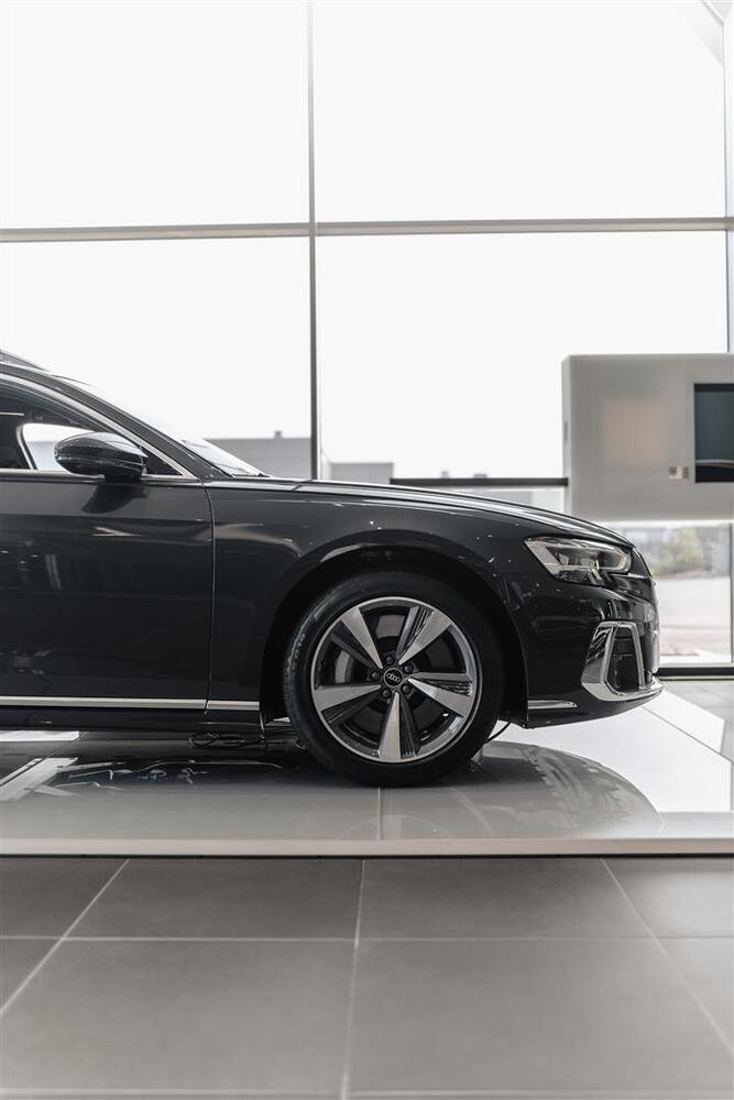 Audi A8 vaihtoauto