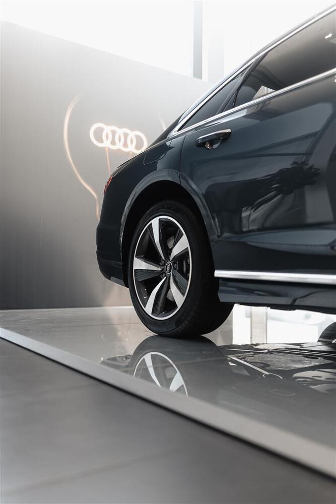 Audi A8 vaihtoauto