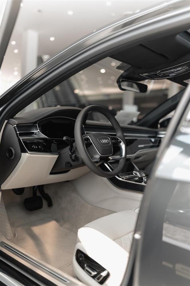Audi A8 vaihtoauto