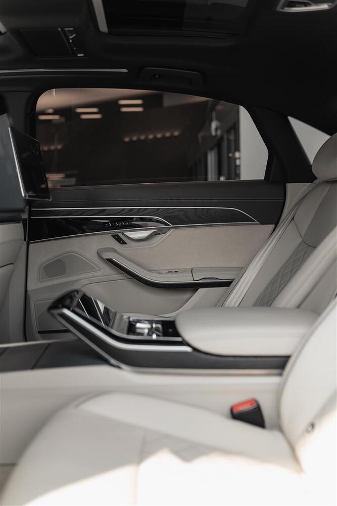Audi A8 vaihtoauto
