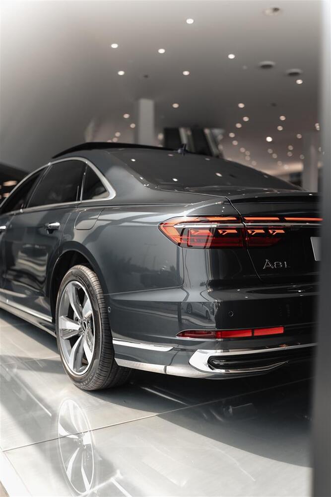 Audi A8 vaihtoauto