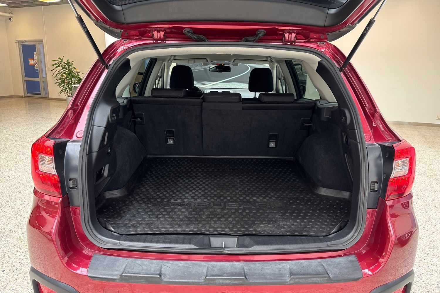 Subaru Outback vaihtoauto
