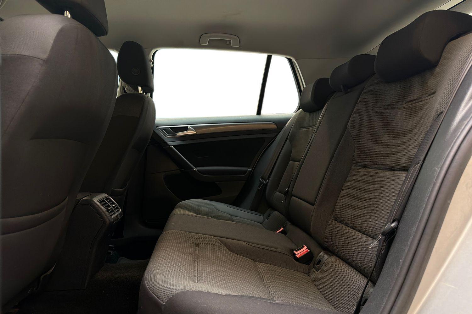 Volkswagen Golf vaihtoauto