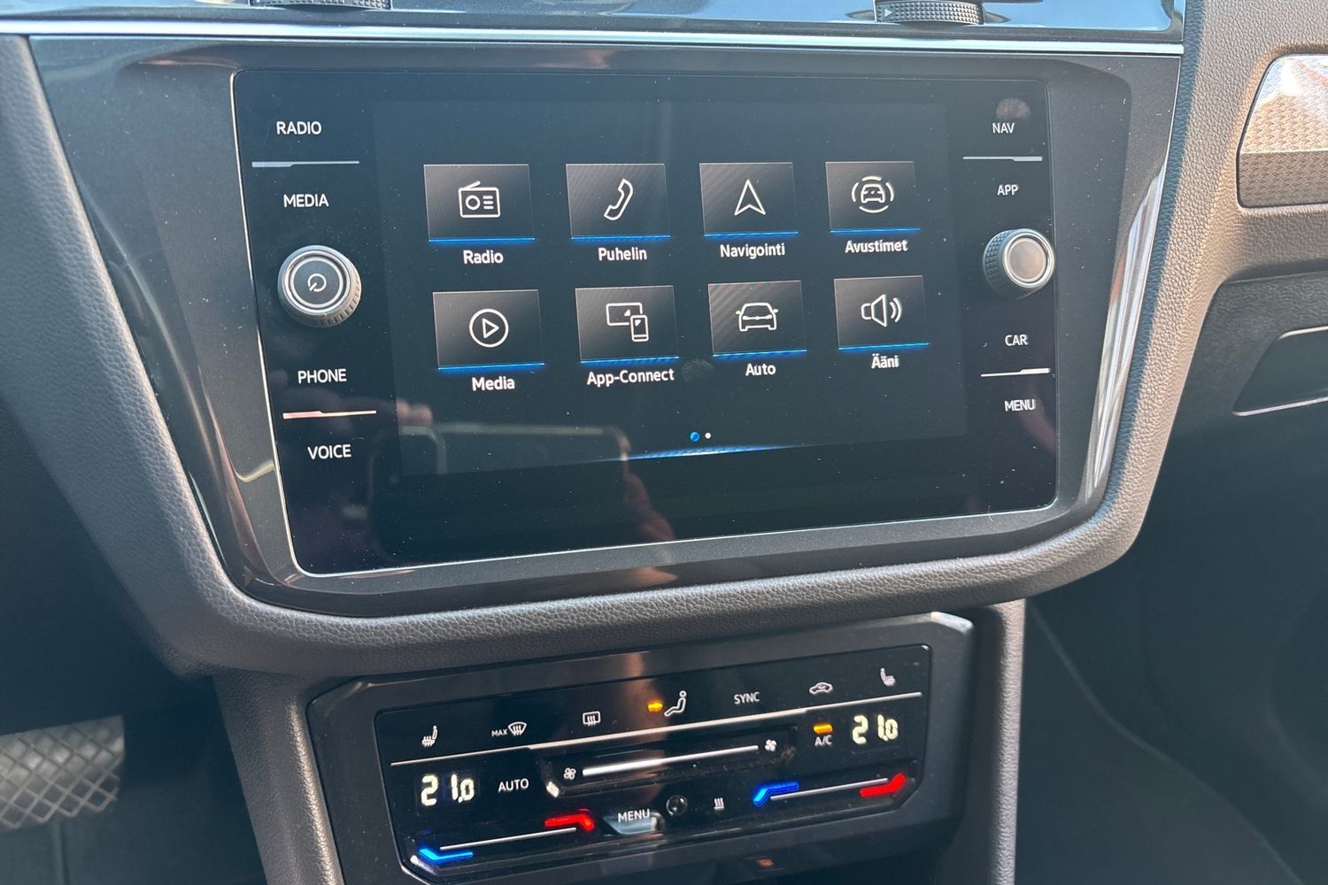 Volkswagen Tiguan vaihtoauto