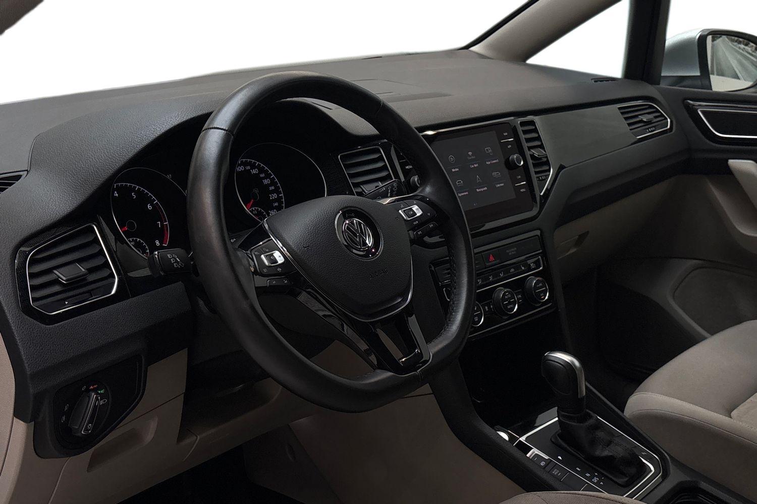 Volkswagen Golf Sportsvan vaihtoauto