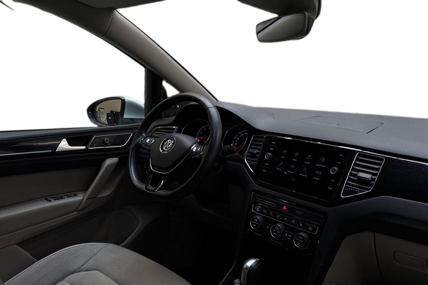 Volkswagen Golf Sportsvan vaihtoauto